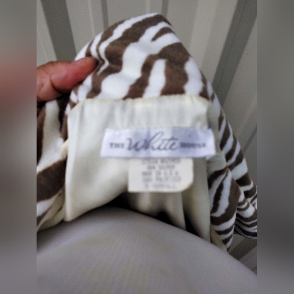 STYLISH ANIMAL PRINT DESIGN FAUX FUR COAT SIZE X-SMALL - Picture 5 of 6